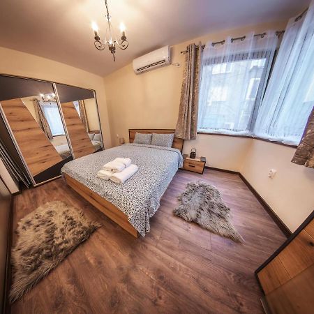 Design 1Bdr Apartment In Top Center - Free Parking Sofia Extérieur photo