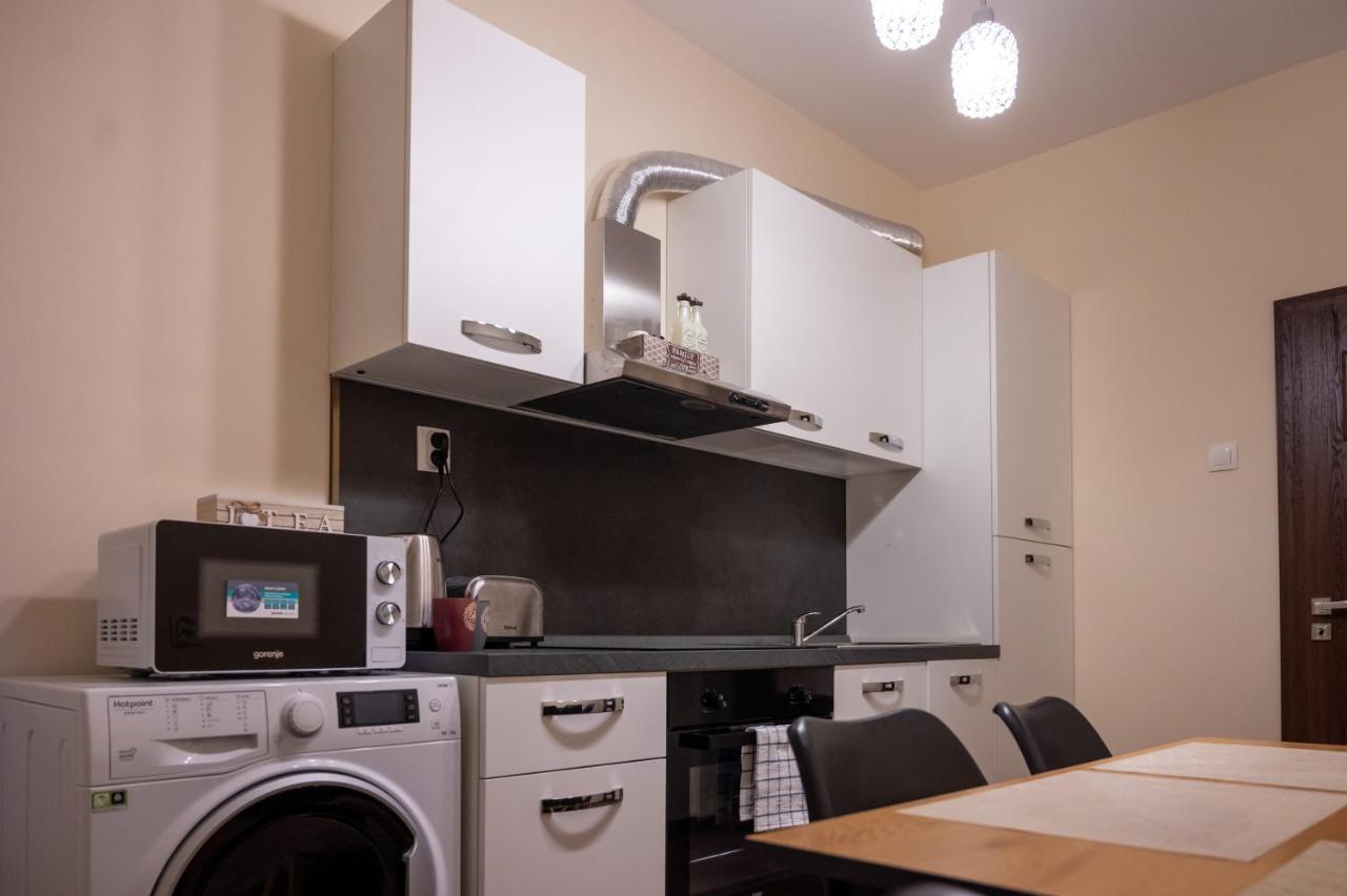Design 1Bdr Apartment In Top Center - Free Parking Sofia Extérieur photo