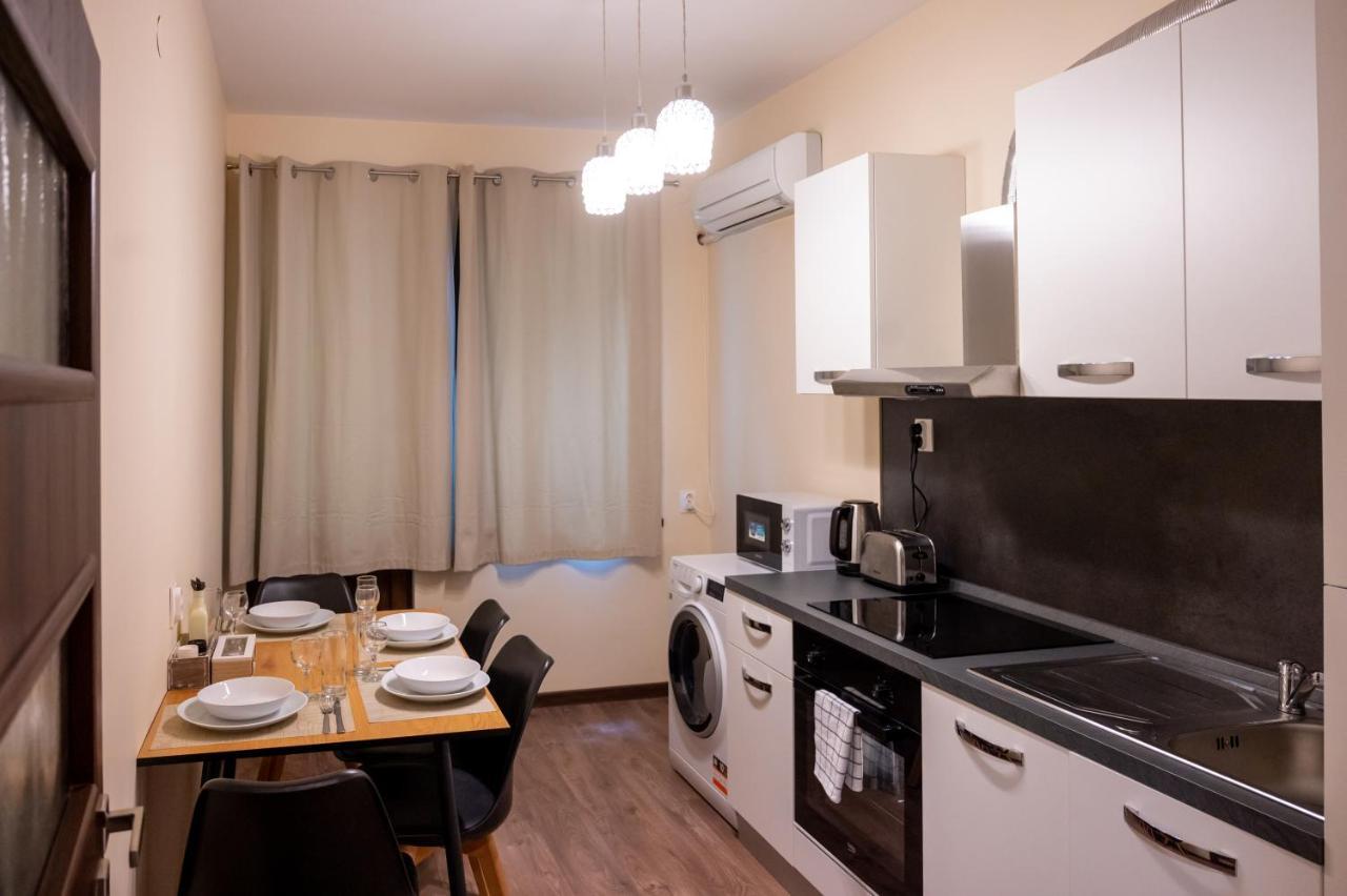 Design 1Bdr Apartment In Top Center - Free Parking Sofia Extérieur photo